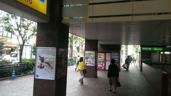 西武新宿駅を下りる
